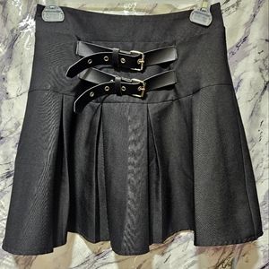 ❣️ROMWE Black Midi Skirt❣️